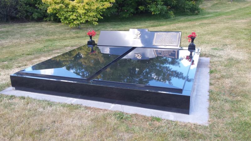 Headstone crafted from granite by Stoneworx - Memorials of Distinction in New Zealand.