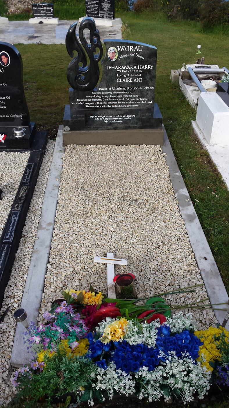 Headstone crafted from granite by Stoneworx - Memorials of Distinction in New Zealand.