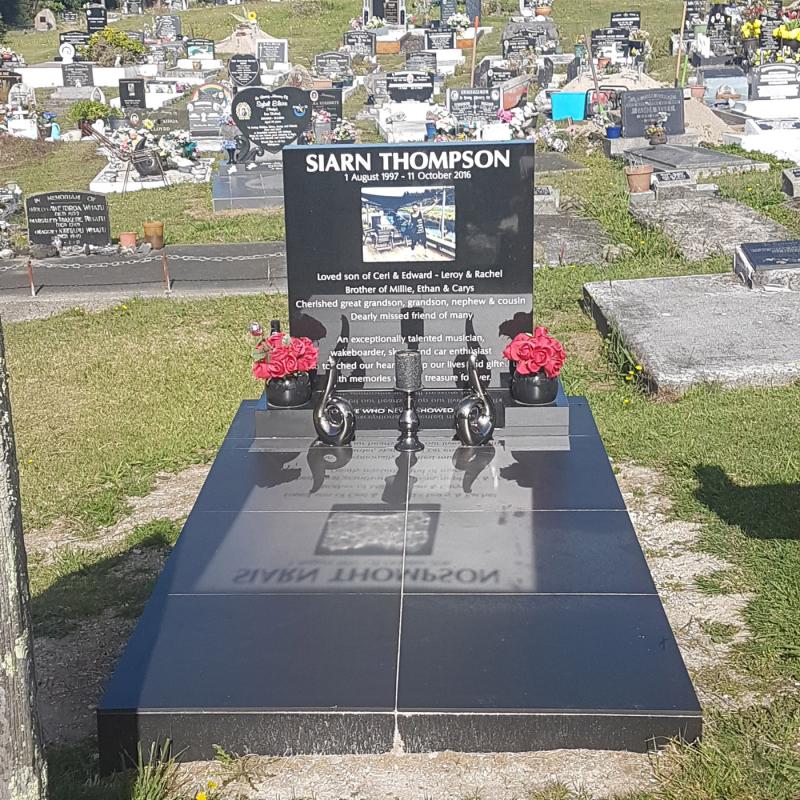 Headstone crafted from granite by Stoneworx - Memorials of Distinction in New Zealand.