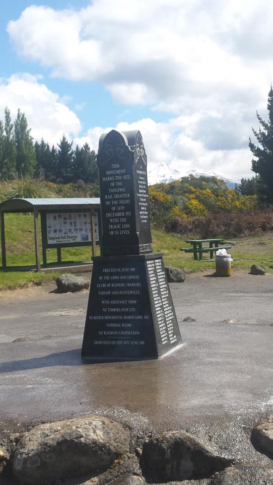Headstone crafted from granite by Stoneworx - Memorials of Distinction in New Zealand.