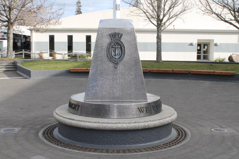 Headstone crafted from granite by Stoneworx - Memorials of Distinction in New Zealand.