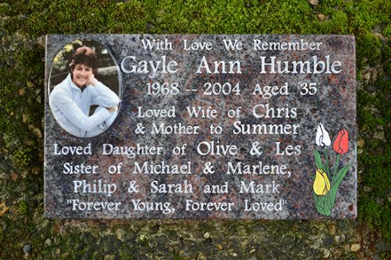 Headstone crafted from granite by Stoneworx - Memorials of Distinction in New Zealand.