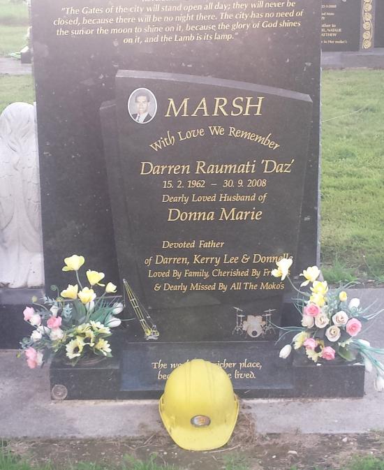 Headstone crafted from granite by Stoneworx - Memorials of Distinction in New Zealand.