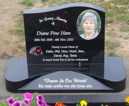 Headstone crafted from granite by Stoneworx - Memorials of Distinction in New Zealand.