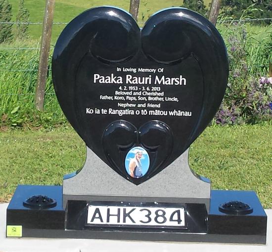 Headstone crafted from granite by Stoneworx - Memorials of Distinction in New Zealand.