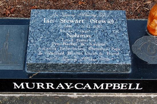 Low rise memorial in a classic square shape crafted from granite by Stoneworx - Memorials of Distinction in New Zealand.