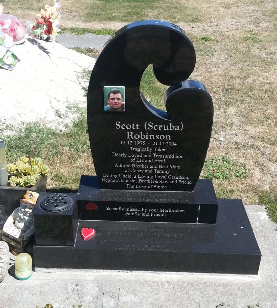 Modern shape contemporary headstone crafted from granite by Stoneworx - Memorials of Distinction in New Zealand.