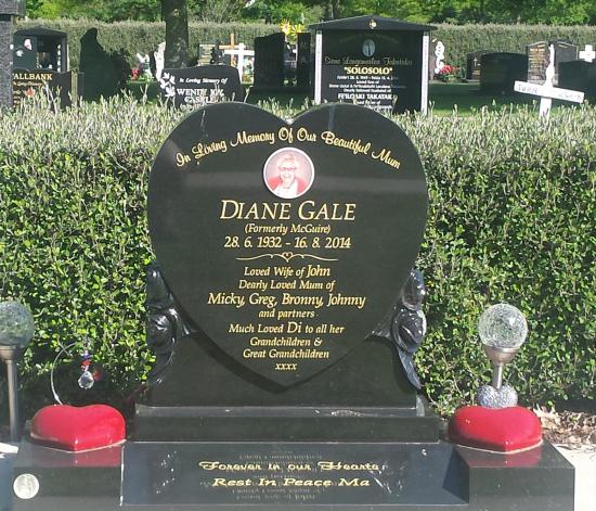 Custom headstone in an heart shape crafted from granite by Stoneworx - Memorials of Distinction in New Zealand.