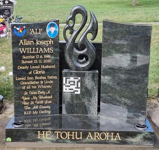 Headstone crafted from granite by Stoneworx - Memorials of Distinction in New Zealand.