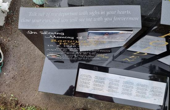 Headstone crafted from granite by Stoneworx - Memorials of Distinction in New Zealand.