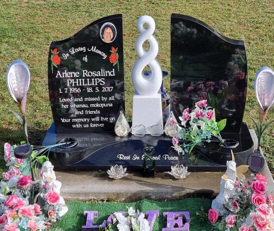 Headstone crafted from granite by Stoneworx - Memorials of Distinction in New Zealand.