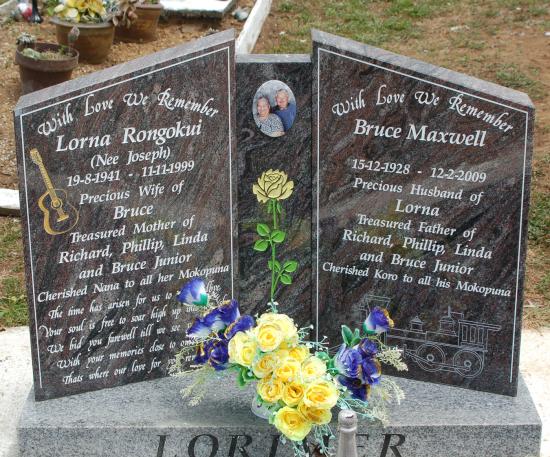 Headstone crafted from granite by Stoneworx - Memorials of Distinction in New Zealand.
