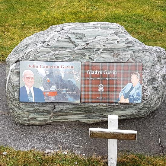 Headstone crafted from granite by Stoneworx - Memorials of Distinction in New Zealand.