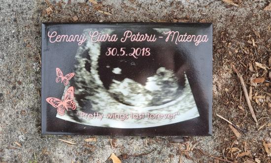 Headstone crafted from granite by Stoneworx - Memorials of Distinction in New Zealand.