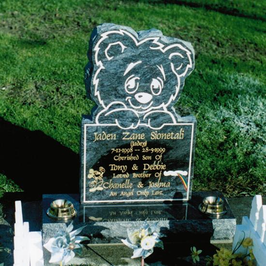 Headstone crafted from granite by Stoneworx - Memorials of Distinction in New Zealand.