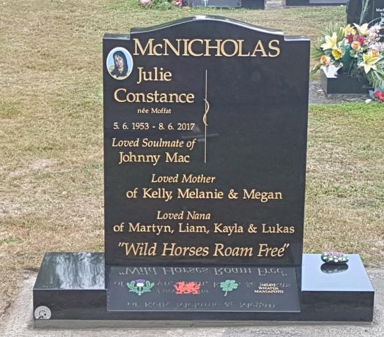 Headstone crafted from granite by Stoneworx - Memorials of Distinction in New Zealand.