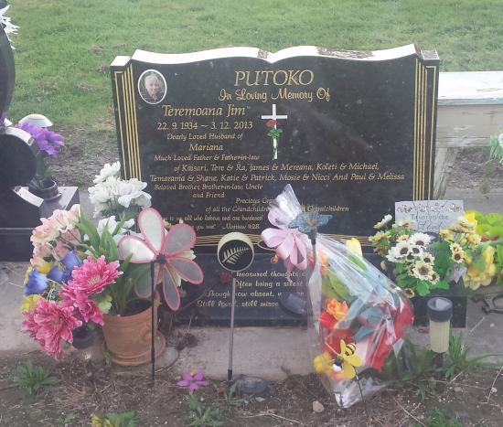 Classic upright headstone in the ‘book’ shape crafted from granite by Stoneworx - Memorials of Distinction in New Zealand.
