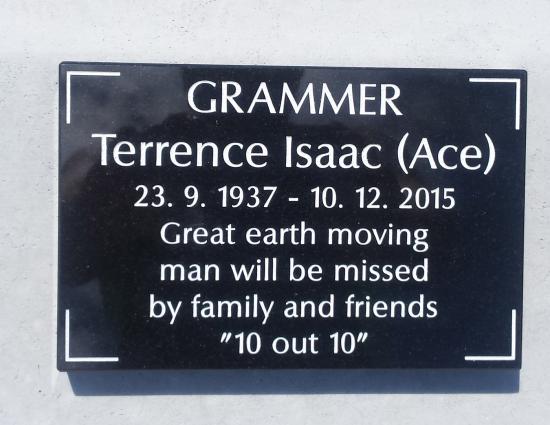 Cremation plaque crafted from granite by Stoneworx - Memorials of Distinction in New Zealand.