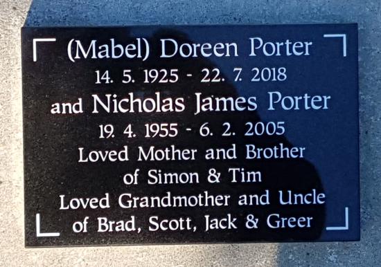 Cremation plaque crafted from granite by Stoneworx - Memorials of Distinction in New Zealand.