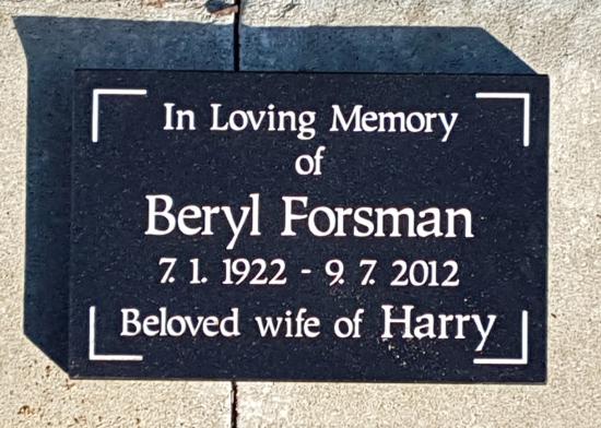 Cremation plaque crafted from granite by Stoneworx - Memorials of Distinction in New Zealand.