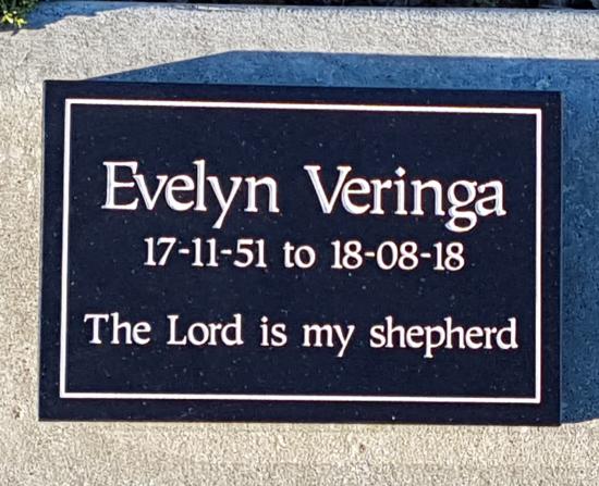 Headstone crafted from granite by Stoneworx - Memorials of Distinction in New Zealand.