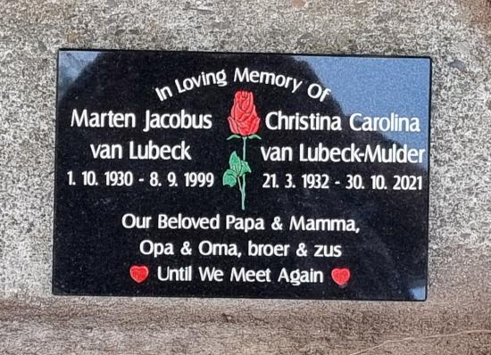 Cremation plaque crafted from granite by Stoneworx - Memorials of Distinction in New Zealand.