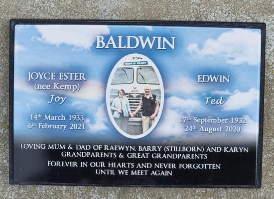 Cremation plaque crafted from granite by Stoneworx - Memorials of Distinction in New Zealand.