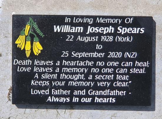 Cremation plaque crafted from granite by Stoneworx - Memorials of Distinction in New Zealand.