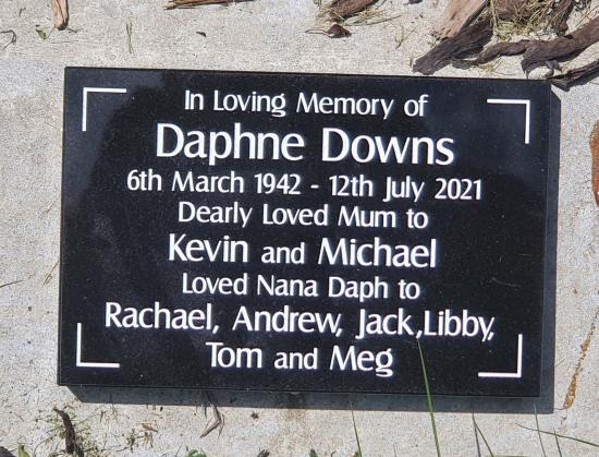 Cremation plaque crafted from granite by Stoneworx - Memorials of Distinction in New Zealand.