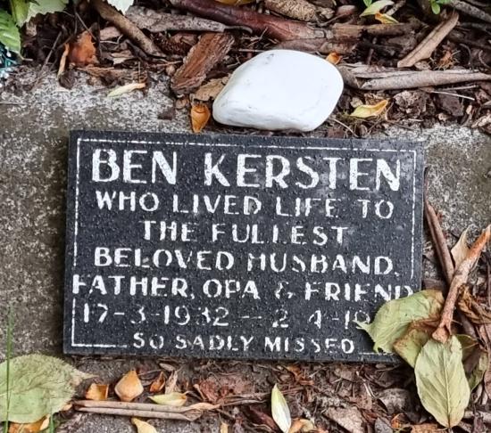 Cremation plaque crafted from granite by Stoneworx - Memorials of Distinction in New Zealand.