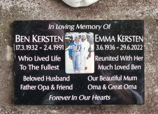 Cremation plaque crafted from granite by Stoneworx - Memorials of Distinction in New Zealand.