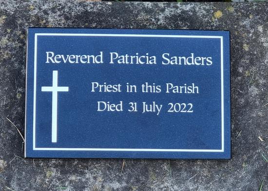 Cremation plaque crafted from granite by Stoneworx - Memorials of Distinction in New Zealand.