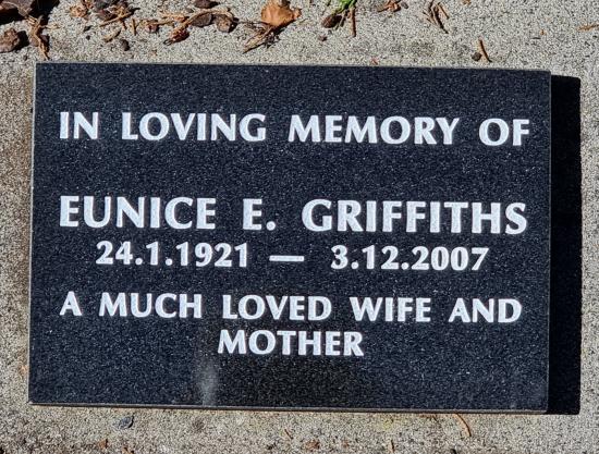 Cremation plaque crafted from granite by Stoneworx - Memorials of Distinction in New Zealand.