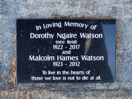 Cremation plaque crafted from granite by Stoneworx - Memorials of Distinction in New ZealandCremation plaque