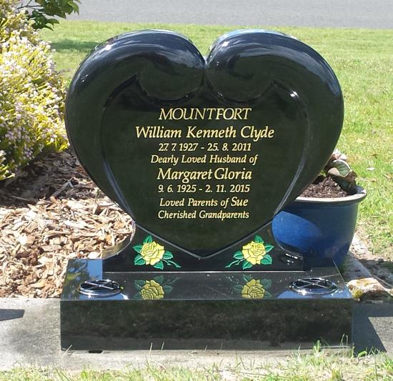 Headstone crafted from granite by Stoneworx - Memorials of Distinction in New Zealand.