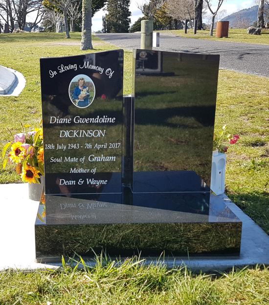 Headstone crafted from granite by Stoneworx - Memorials of Distinction in New Zealand.