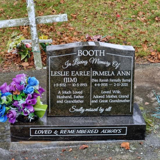 Headstone crafted from granite by Stoneworx - Memorials of Distinction in New Zealand.