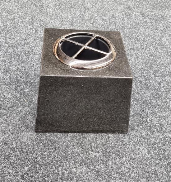 Headstone crafted from granite by Stoneworx - Memorials of Distinction in New Zealand.