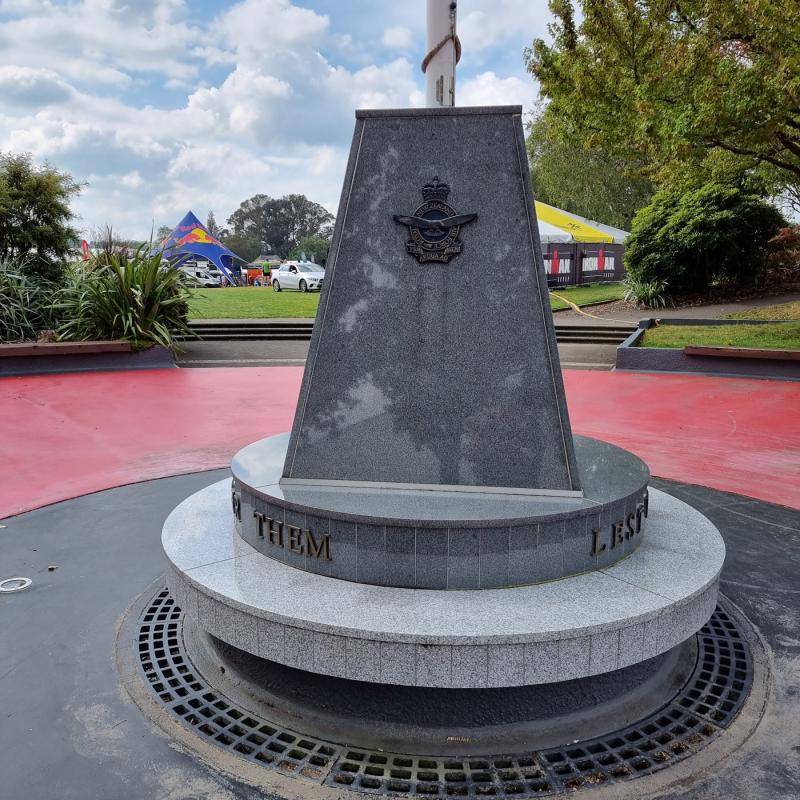 Headstone crafted from granite by Stoneworx - Memorials of Distinction in New Zealand.
