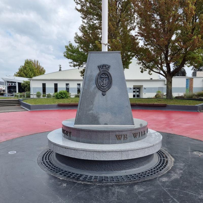 Headstone crafted from granite by Stoneworx - Memorials of Distinction in New Zealand.