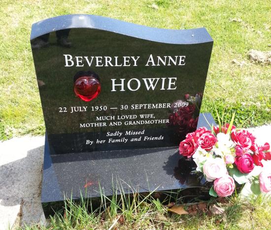 Headstone crafted from granite by Stoneworx - Memorials of Distinction in New Zealand.