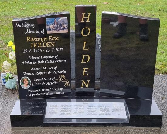 Headstone crafted from granite by Stoneworx - Memorials of Distinction in New Zealand.