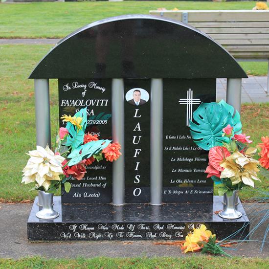 Headstone crafted from granite by Stoneworx - Memorials of Distinction in New Zealand.