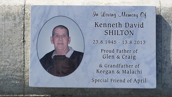 Headstone crafted from granite by Stoneworx - Memorials of Distinction in New Zealand.