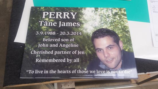 Headstone crafted from granite by Stoneworx - Memorials of Distinction in New Zealand.