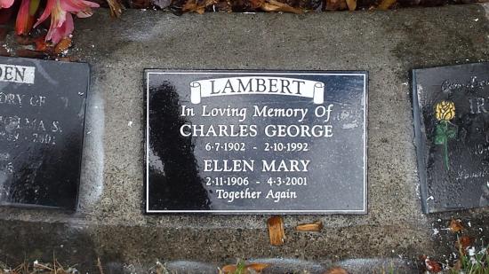 Headstone crafted from granite by Stoneworx - Memorials of Distinction in New Zealand.