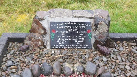 Plaque crafted from granite by Stoneworx - Memorials of Distinction in New Zealand.
